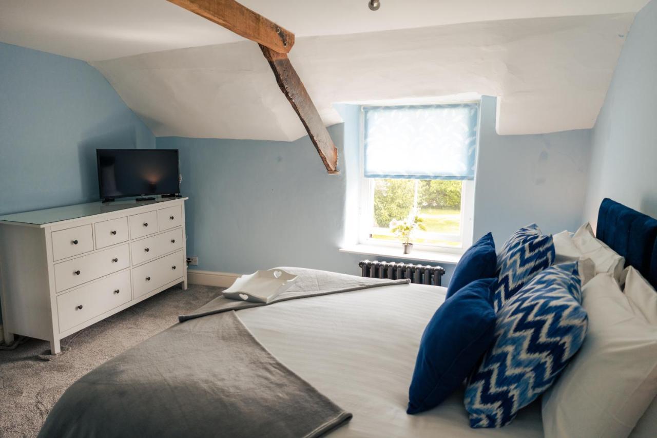 Poyers Farmhouse Wrafton Экстерьер фото